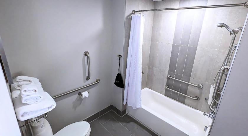 Accessibility - 2 Queens, Bathtub, Sofabed, Nonsmoking fotója 6