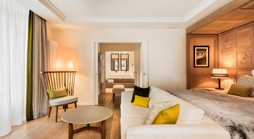 Image of Junior Suite 8