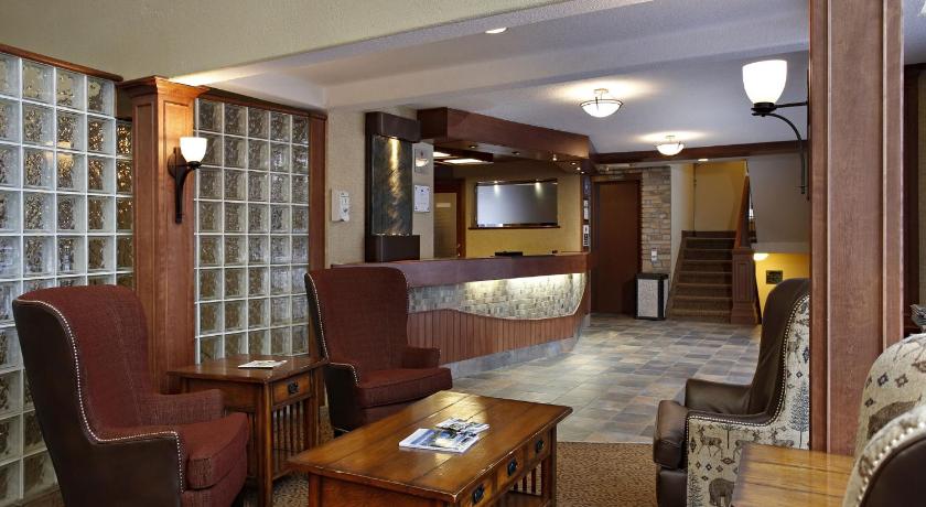 Irwin's Mountain Inn photo