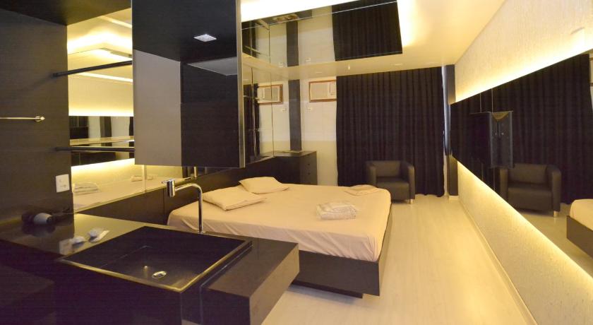 Image of Standard Double Room 3