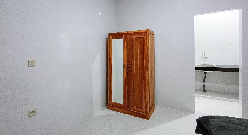 Widi Guest House near GWK Mitra RedDoorz – Badung Regency, CO