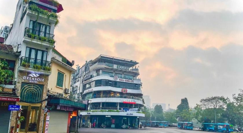 Hanoi DE LA SOIE Hotel & Travel 3-Star Hotel suite