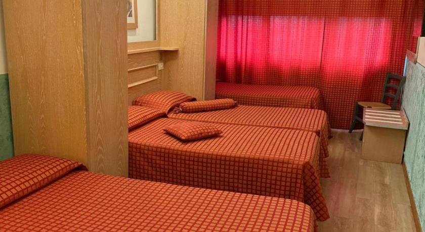 Image of Habitación cuádruple (Quadruple Room) 3