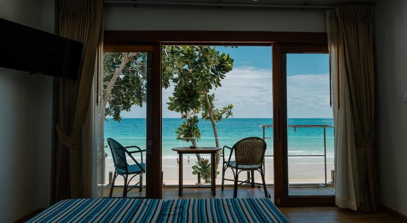 Image of Sea View 14