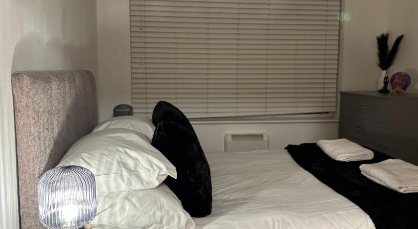 Image of Two-Bedroom Apartment 10