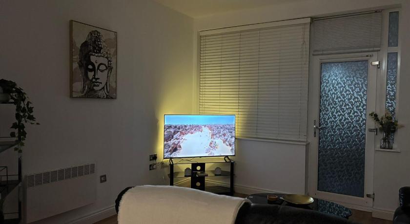 Image of Two-Bedroom Apartment 16