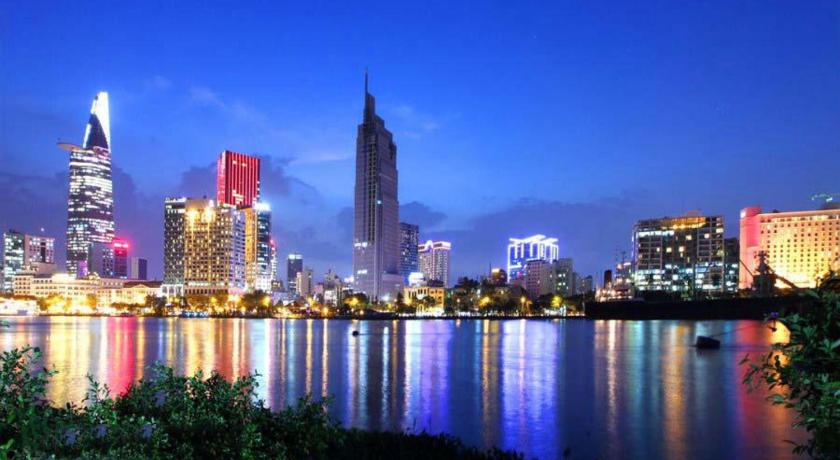 Ho Chi Minh City B & K Hotel - District 10 2-Star Hotel pool