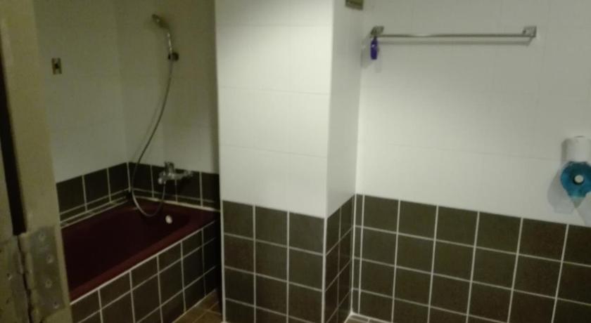 Image of Standard Twin Room 4