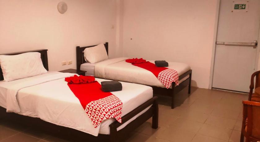 Image of Standard Twin Room 0