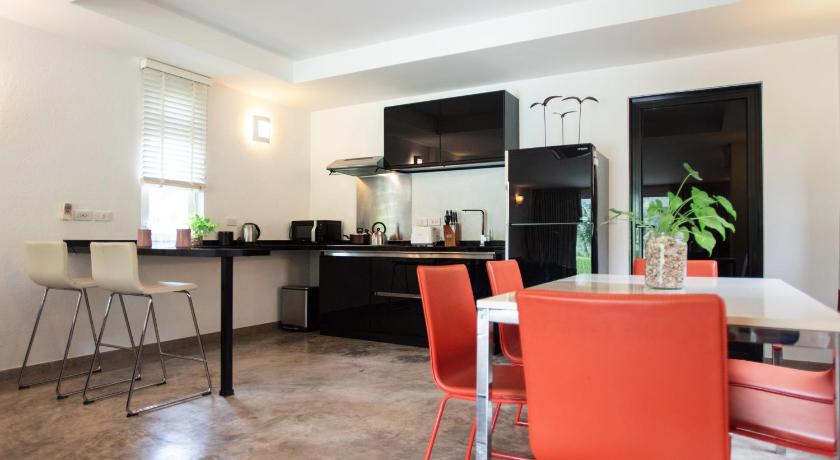 Image of Deluxe Three-Bedroom Villa with Private Pool 1