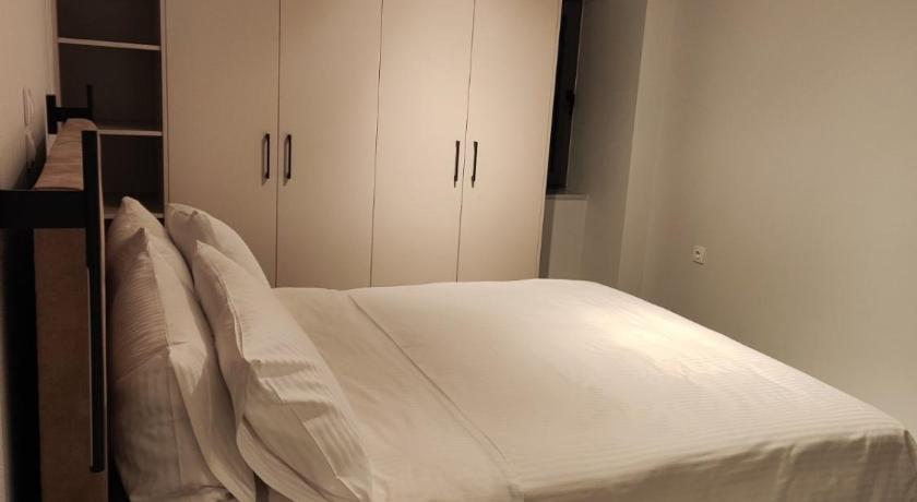 Pavliani Pavliani Apartments 3-Star Guesthouse view