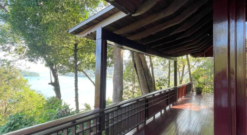 #1 Bedroom@ Hidden Paradise Villa - image 8