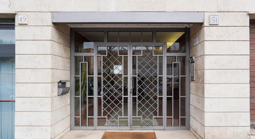 ローマ Suites 51 4つ星 ホテル プール