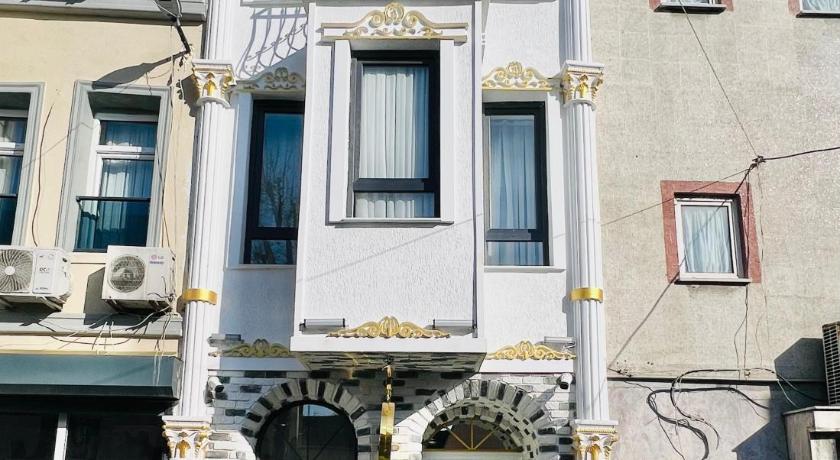 Ninova Boutique Hotel - image 4