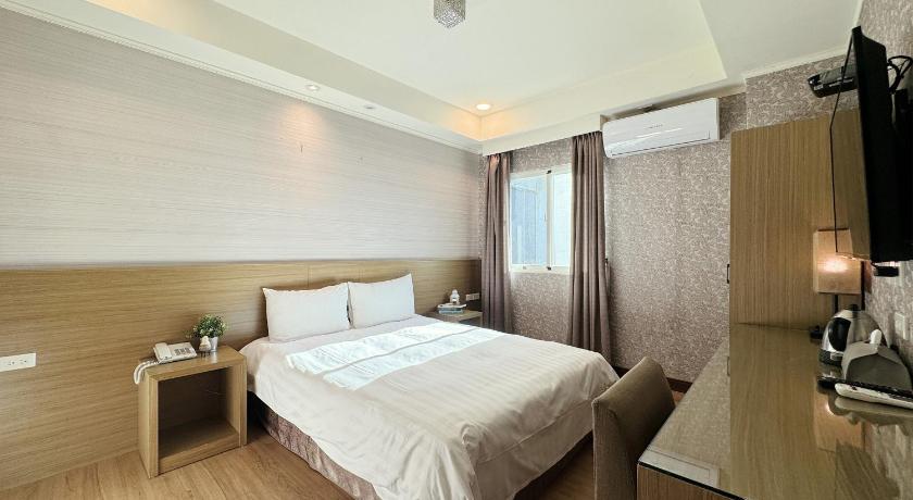 Image of Superior Double Room 4