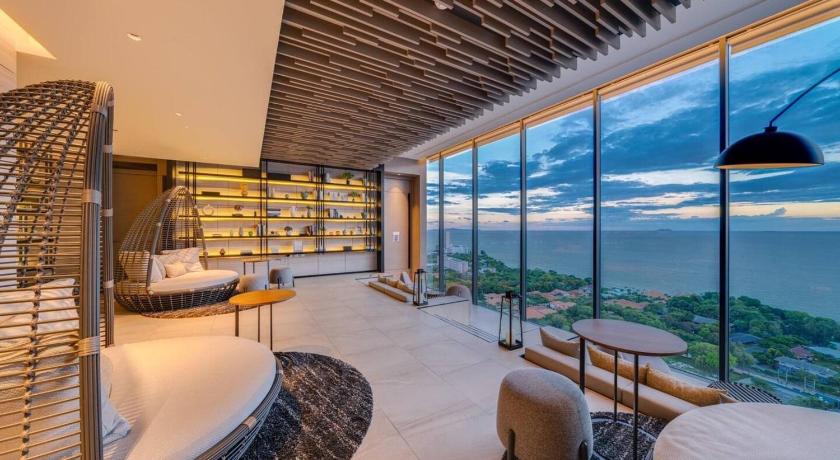 Sea View At The Beach Front - Breathtaking View - image 11