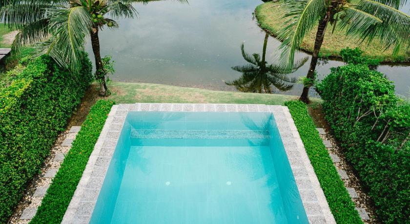 Image of Three-Bedroom Superior Villa with Private Pool 14