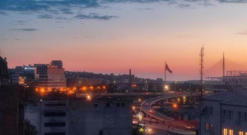 貝爾格勒 CoCo Studio Bright & Stylish Apartment in Central Belgrade 4星级 单人房 大堂