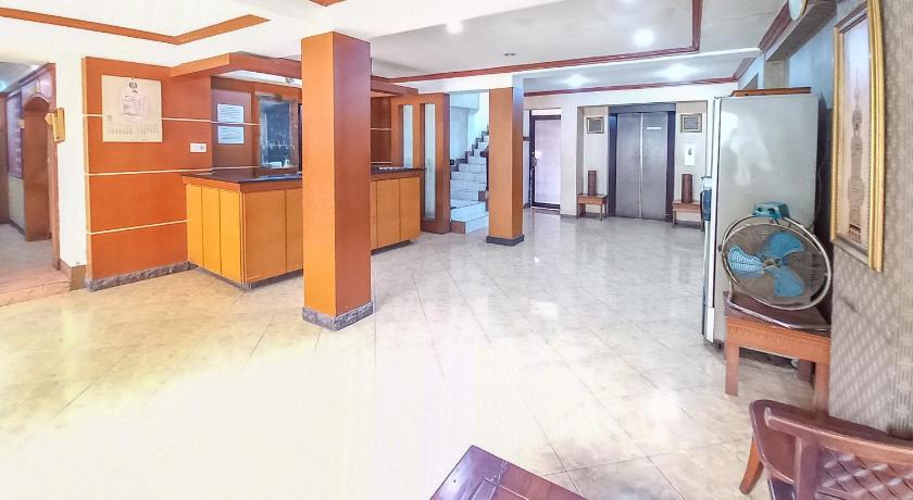 OYO Life 90380 Andalus Hotel Syariah - image 6