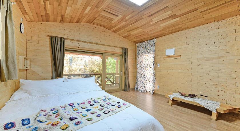 Samcheok Samcheok View of Sea Pension 4-Star Guesthouse pool