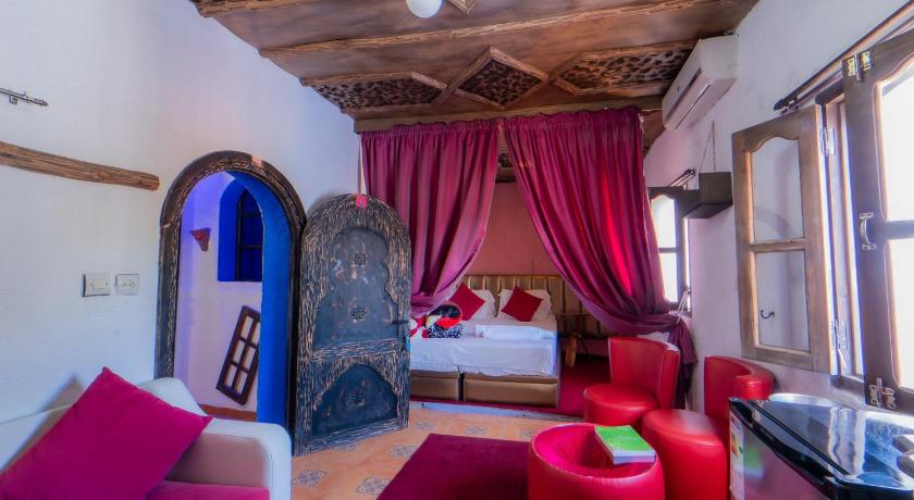Image of Deluxe Double or Twin Room with Mountain View 0