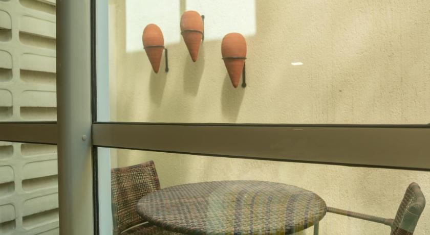 Image of Standard Double Suite 1