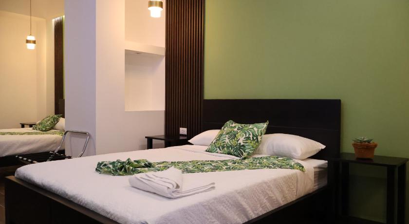 Image of Deluxe Suite 6