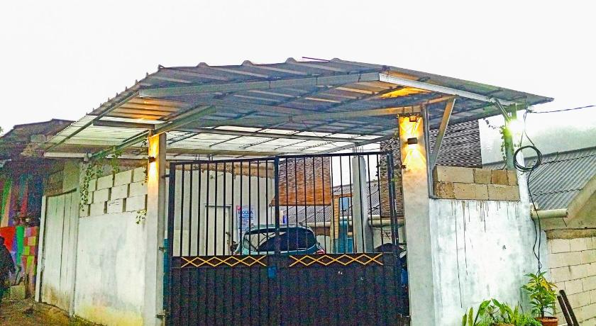 Rezha Homestay Puncak RedPartner – Bogor, ID