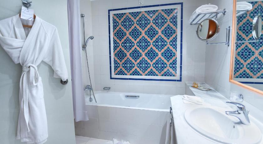 El Mouradi Hotel Africa Tunis in Tunisia - Room Deals