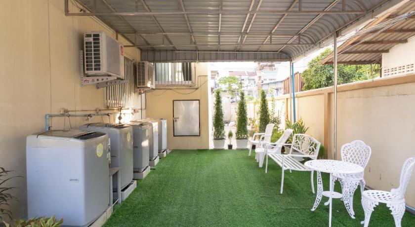Nicha Residence Hotel - main image