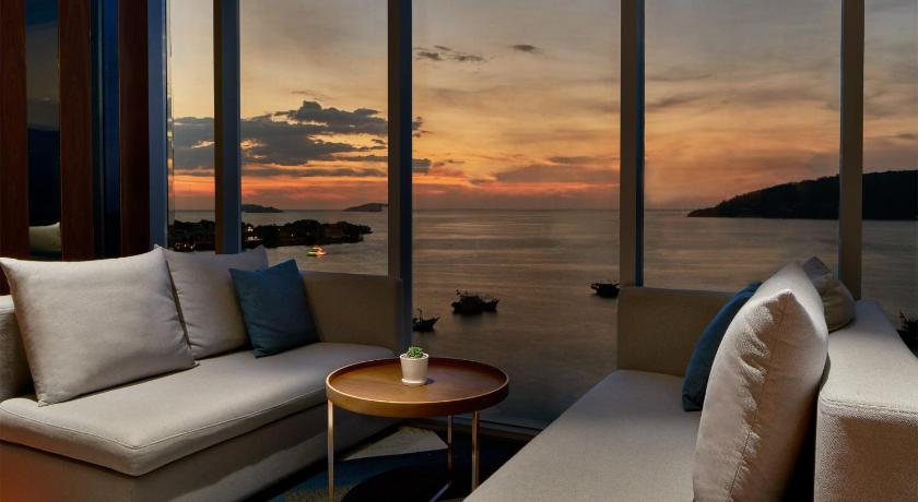 コタキナバル Le Méridien Kota Kinabalu 5つ星 ホテル ロビー