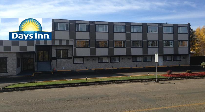 Days Inn by Wyndham Sylvan Lake