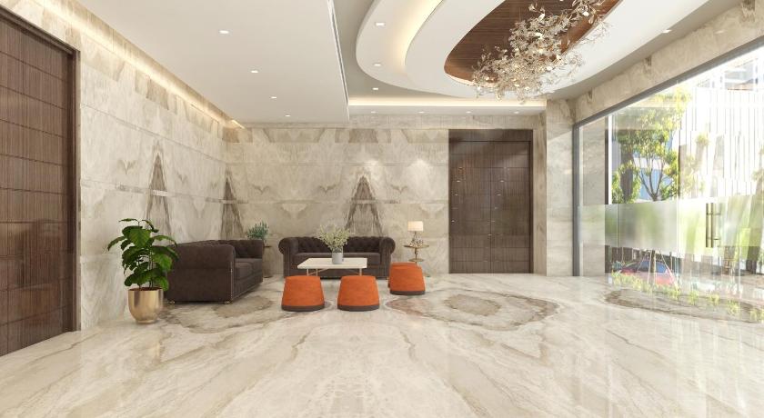Shared lounge/TV area