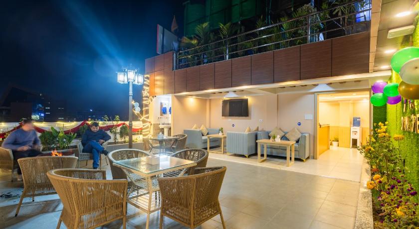 Airport Diana Hotel - image 6