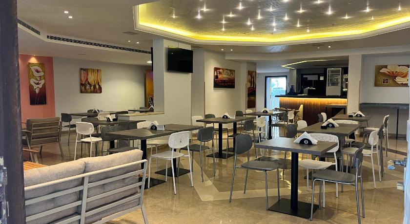 Manara Riva Suites - image 12