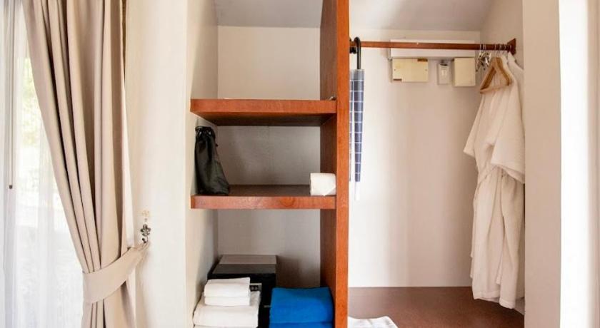 Image of Deluxe Twin Room 9