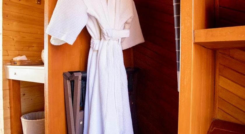 Image of Deluxe Twin Room 4
