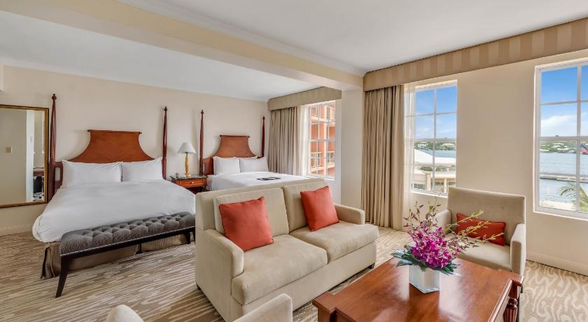 Image of Fairmont Gold Harborview Suite King, Oversized Balcony, Access To Gold Lounge, 725Sf 67Sm 1