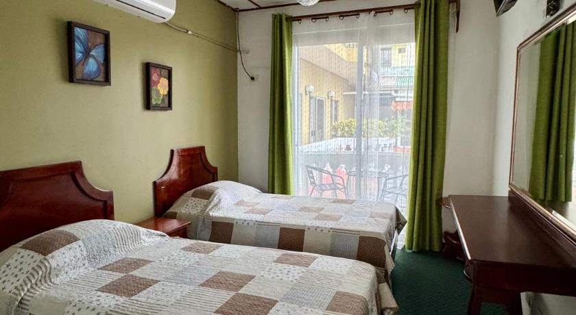 Image of Twin Room 0