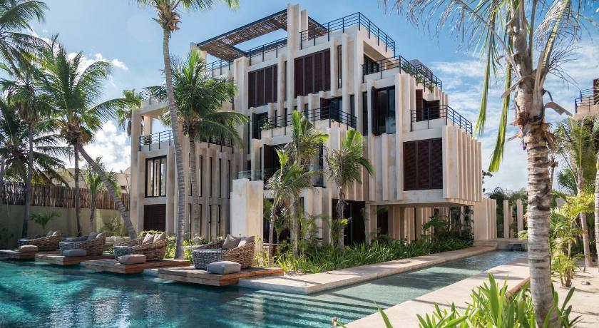BESPOKE, Member of Small Luxury Hotels