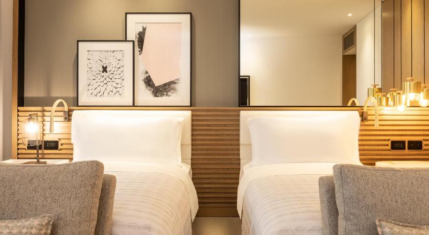 Image of Royal Club JBR View, Guest Room, 2 Twin, Executive Lounge Access, Afternoon Tea & Happy Hour, Airport Transfer from Dubai Airport 0