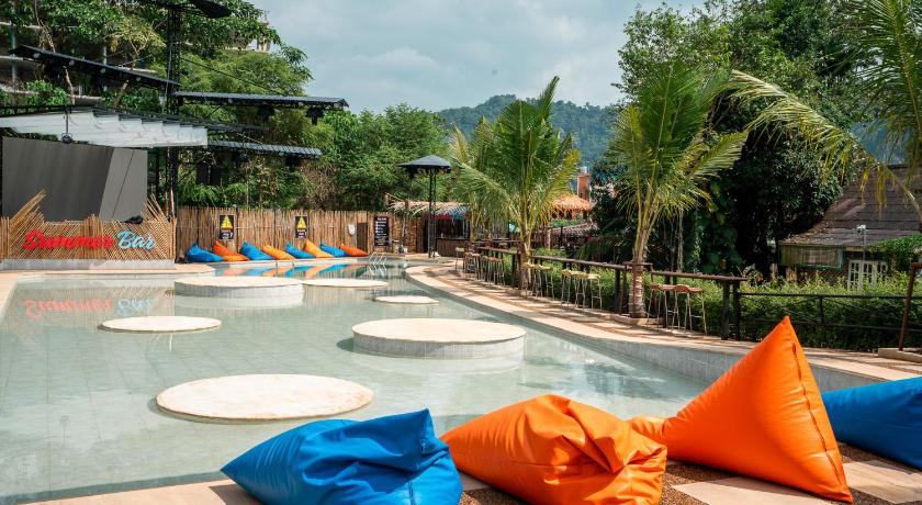 Summer Club and Hostel Ao Nang - image 15