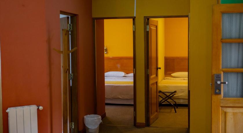 Image of Triple Room 2