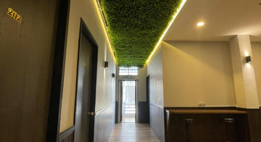 Kota Kinabalu Concrete Jungle Cabin 4-Star Hotel amenity