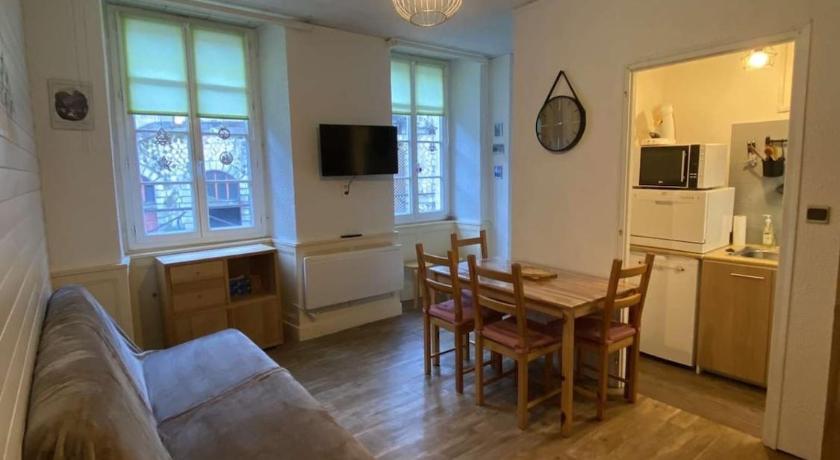 Foto de Appartement 6 pers Eaux-Bonnes! - Reserva com desconto Agoda