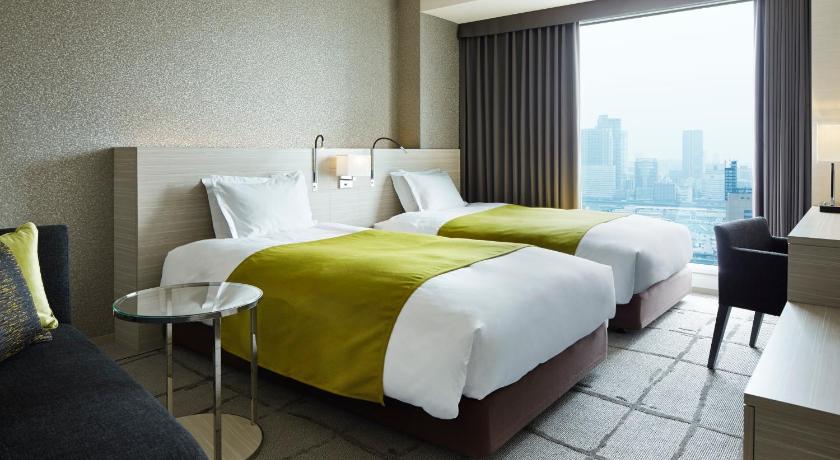 Tokyo Mitsui Garden Hotel Ginza Premier 5-Star Hotel suite