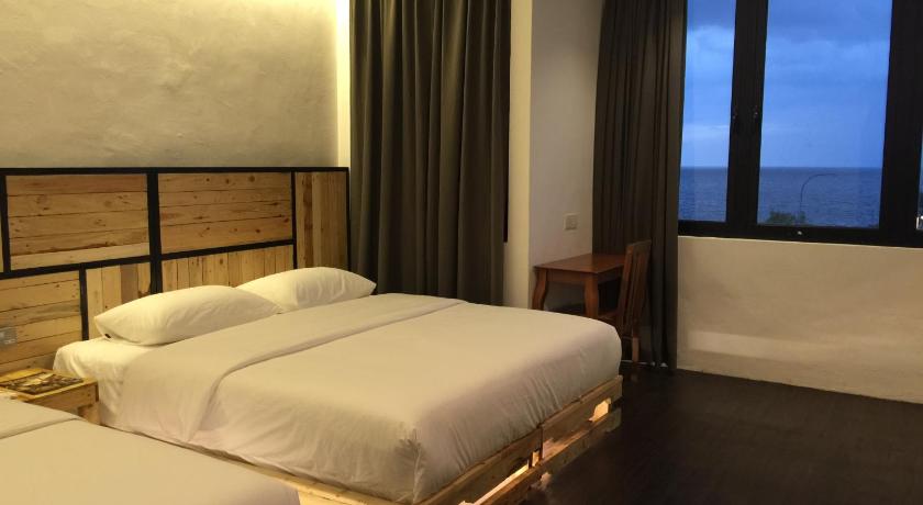 The Oikos Hotel photo