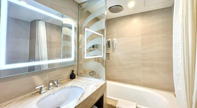Image of 1 Queen Bed, Studio Room, Non-Smoking 5