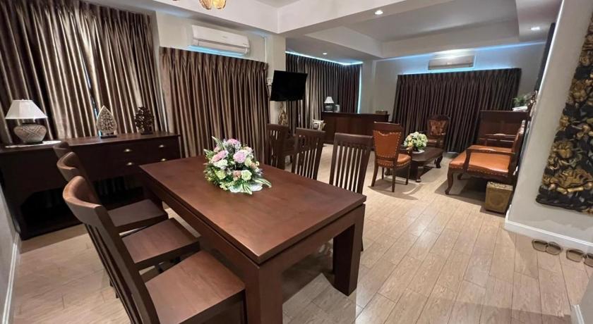 Lampang Kokhaburi Hotel 4-Star Hotel exterior