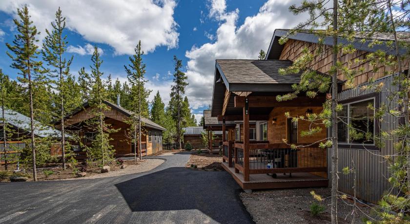 웨스트 옐로우스톤 (MT) Whiskey Springs Cabin 3성급 숙소 외관